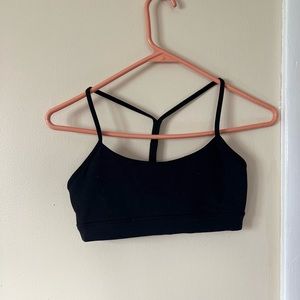 Simple Black Sports Bra